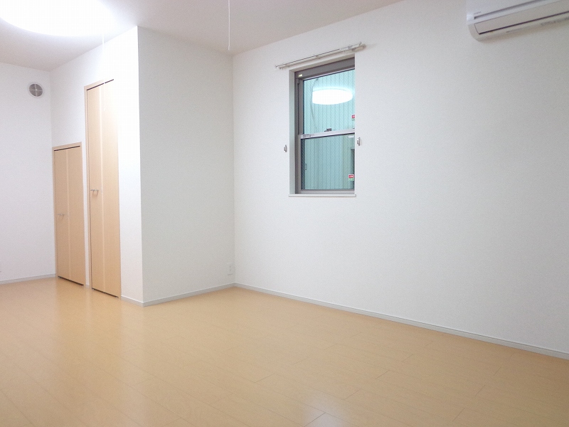 モデッサ　フェリーチェ リビング