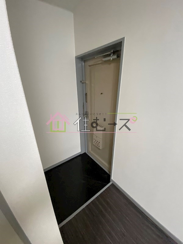 リアライズ平野西 玄関