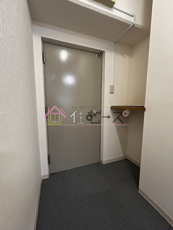 チサンマンション第8新大阪 玄関