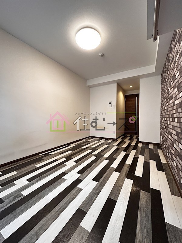 ウインズコート新大阪 リビング