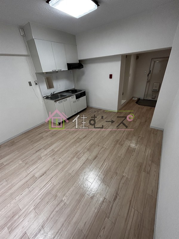 フルーレ新大阪ビル リビング