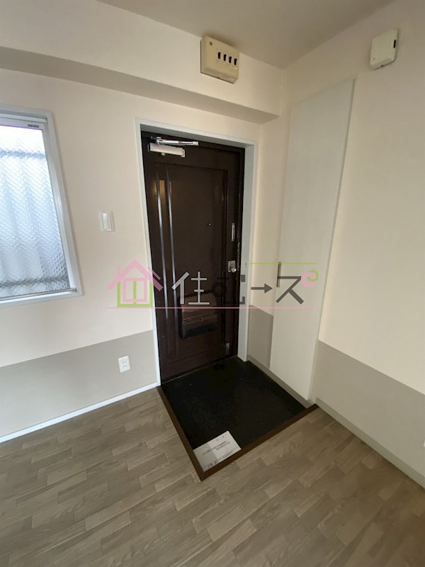 森本ハイツ 玄関