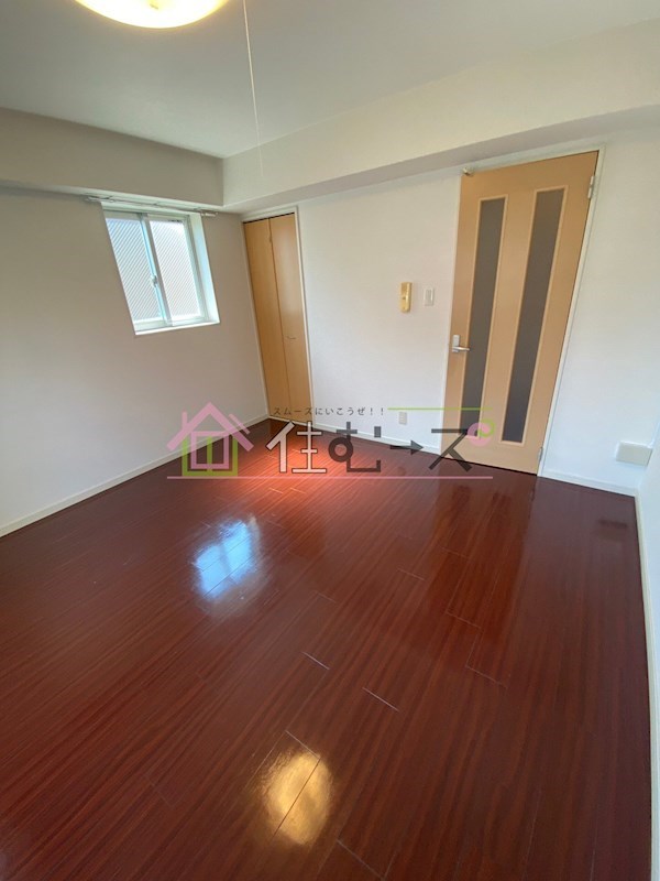 ドゥエリング桜川 リビング