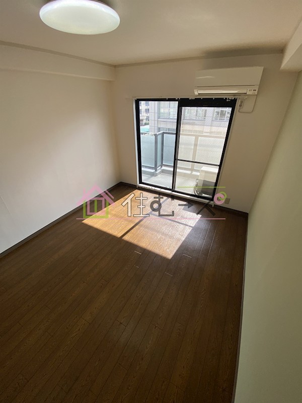 トレンディ新大阪 ベッドルーム