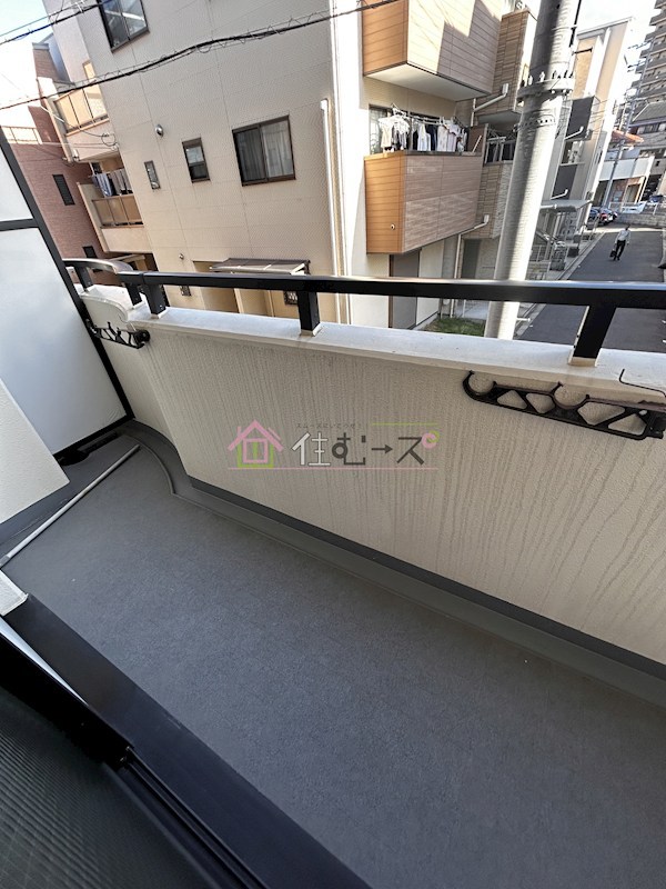 WEST VILLA 21 ベランダ