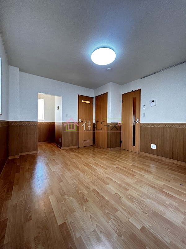 ネイクレスト三国本町 リビング