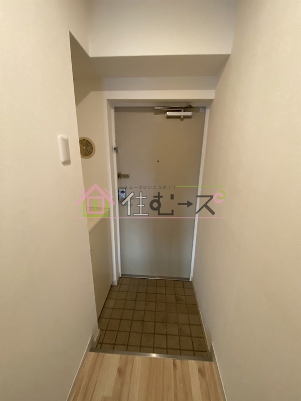 ロイヤルハイツ菅原 玄関