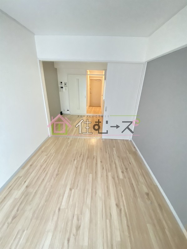 ロイヤルハイツ菅原 リビング