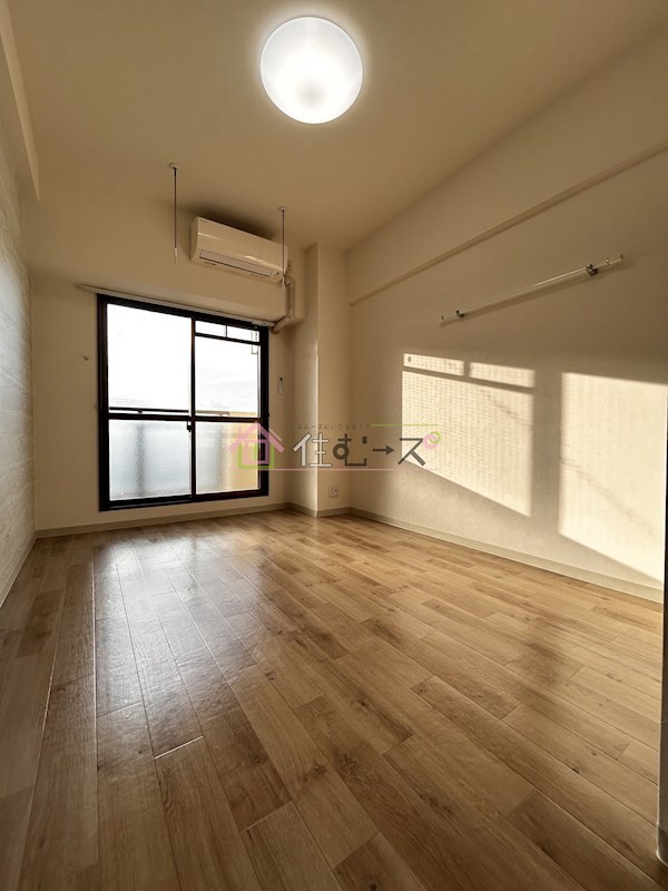 ローズコーポ新大阪8 ベッドルーム