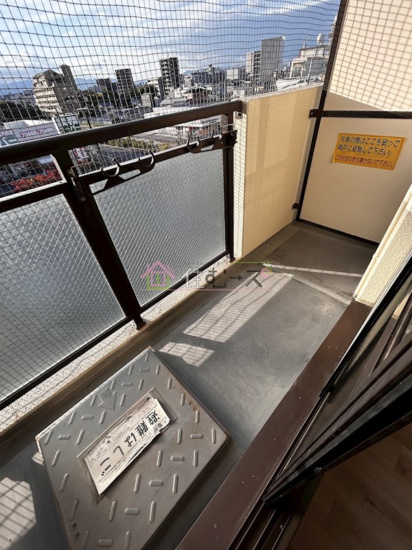 ローズコーポ新大阪8 ベランダ