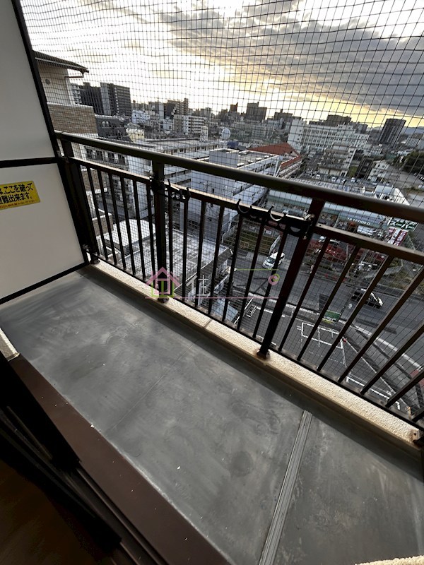ローズコーポ新大阪8 ベランダ