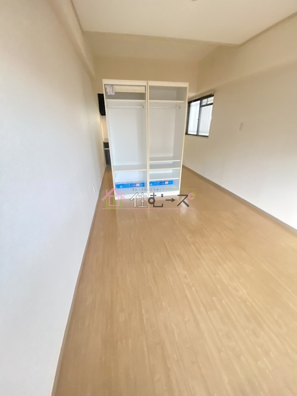 菅原大発マンション リビング