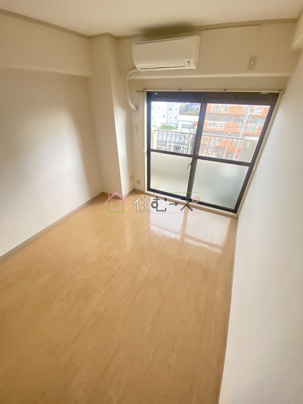 菅原大発マンション ベッドルーム