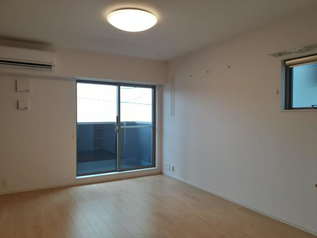 カルバス　ヴィラージュ リビング