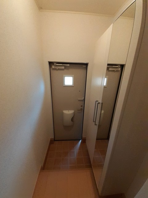 ザオバーレイ 玄関