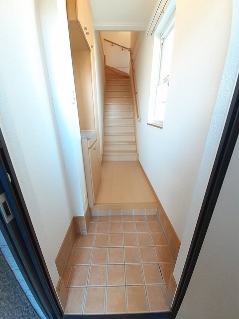 グランディオ 玄関