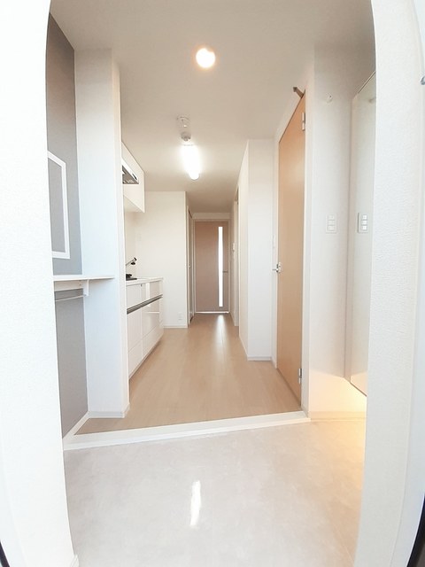 メルベージュ岸 玄関