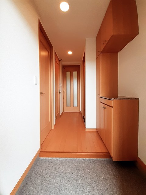 ベルアビタシオン 玄関