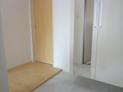 アルコバレーノ 玄関