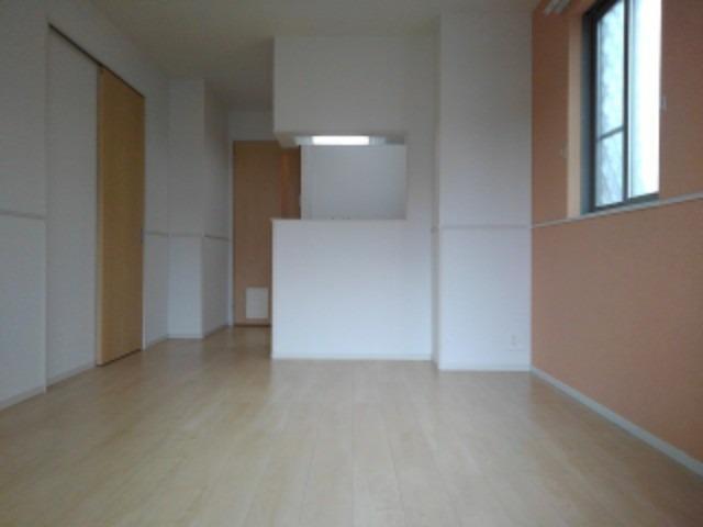 リヴェール弐番館 リビング