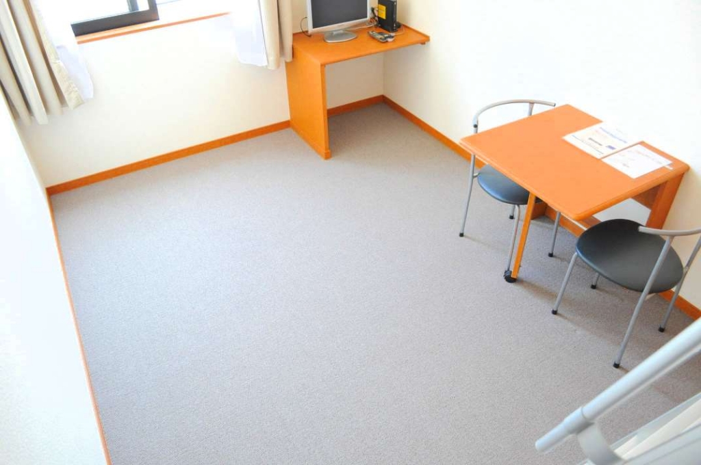 レオパレス寺方 ベッドルーム