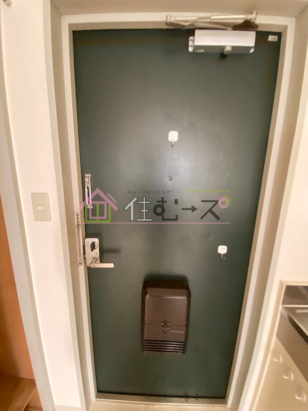 ジオナ本田 玄関