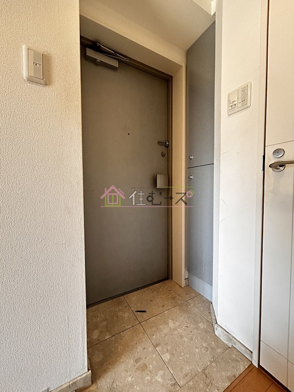 ジュネーゼ野田エコール 玄関