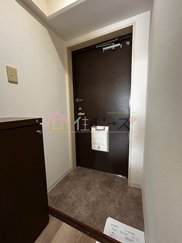 リーガル塚本Ⅴ 玄関