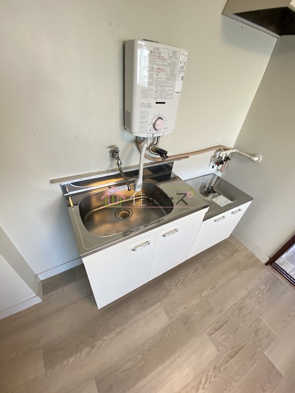 ニュー豊里 キッチン