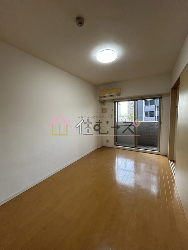 ジュネーゼグラン上本町 ベッドルーム