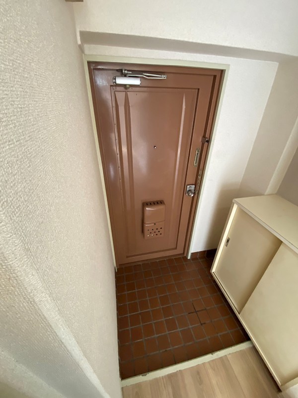 コーポはる 玄関