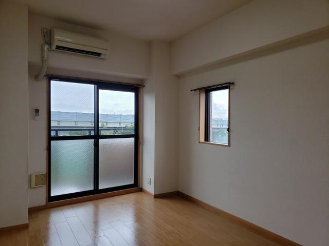 アベニュー美園 リビング