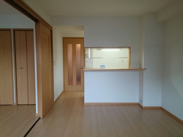 エトワール観音寺 リビング