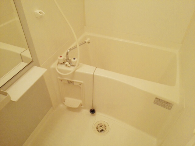 メゾンラフィネ 風呂画像