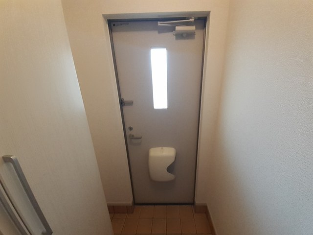 ヴィラ・サヤマ　Ⅱ 玄関