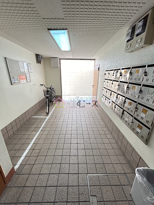 ハイツ上新第三西淡路 その他外観2