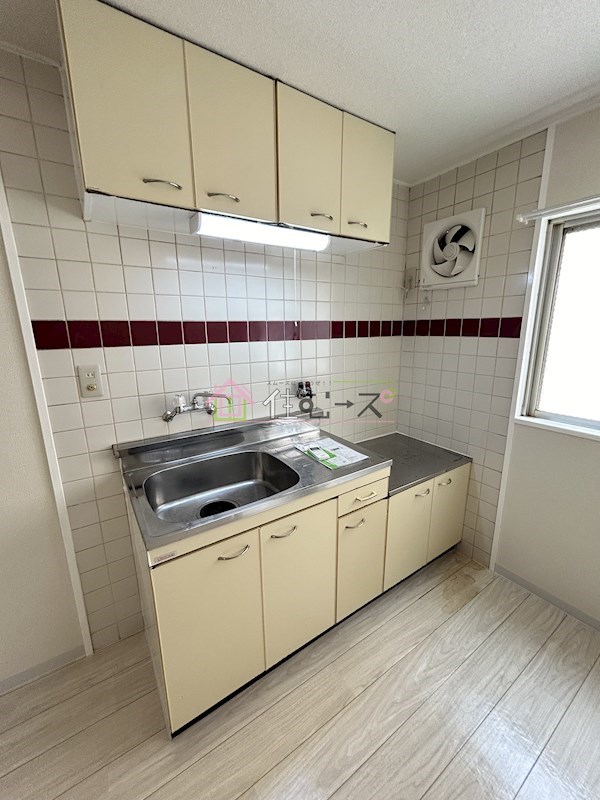 ハイツ上新第三西淡路 キッチン