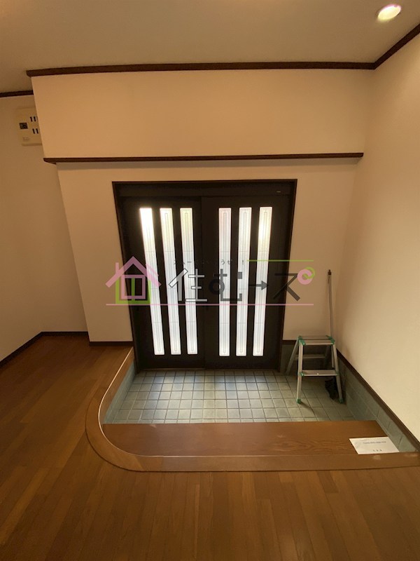 浜口西1丁目戸建 玄関