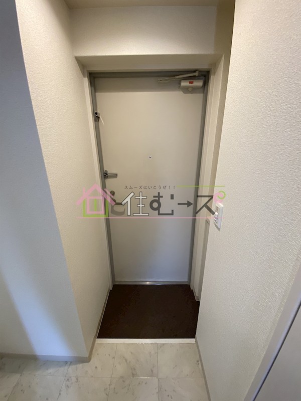 フレイランス浜口 玄関