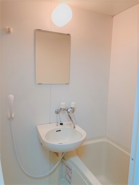 レオパレスＲＡＦＦＩＮＡＴＯＩ 風呂画像