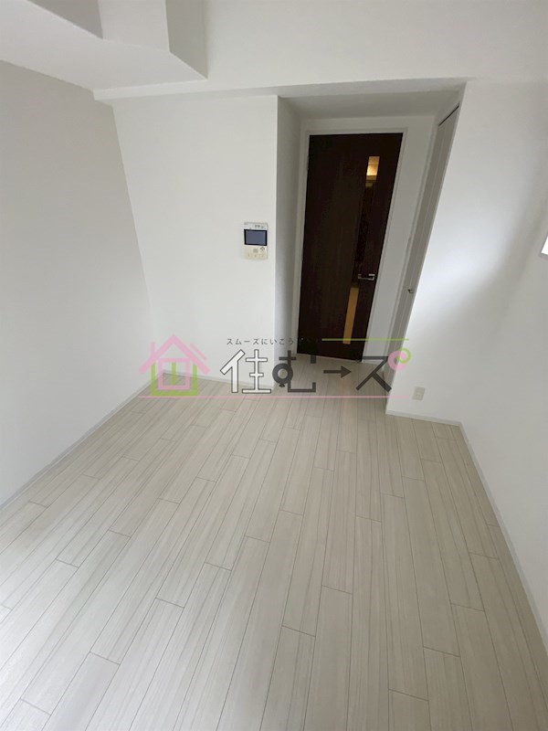 エスリード難波セントラル リビング