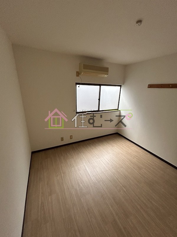 ハイツひまわり ベッドルーム