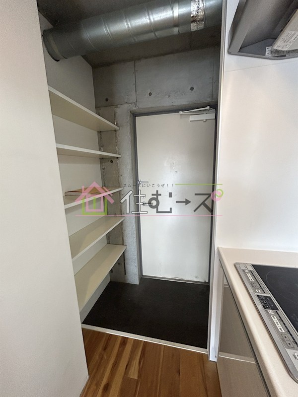 フェリオ南津守 玄関