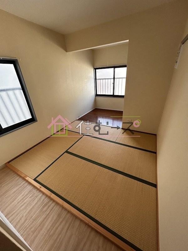 孔雀ハウス ベッドルーム