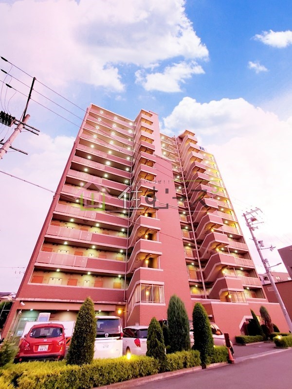 エステムコート梅田・天神橋リバーフロント 外観