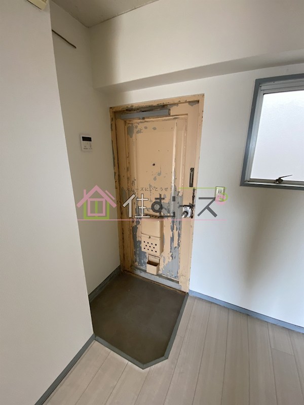 WESTヒルズ平野 玄関