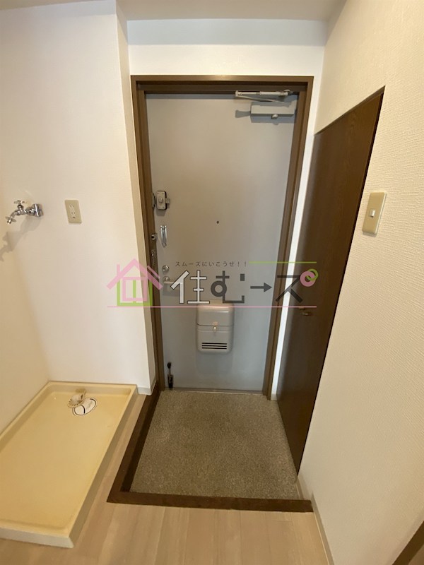 スクアドラー 玄関