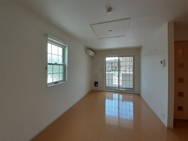 ファミールほたるⅠ リビング