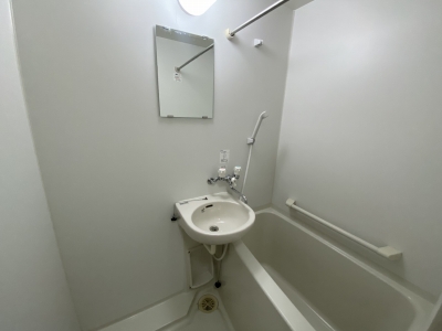 レオパレスクレエ豊中 風呂画像