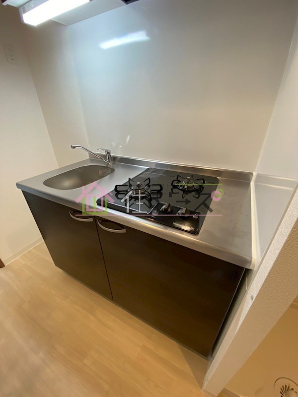 ワールドアイ阿波座WEST キッチン